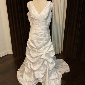 David's Bridal Wedding Dress